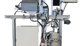 自動ラベル貼り装置